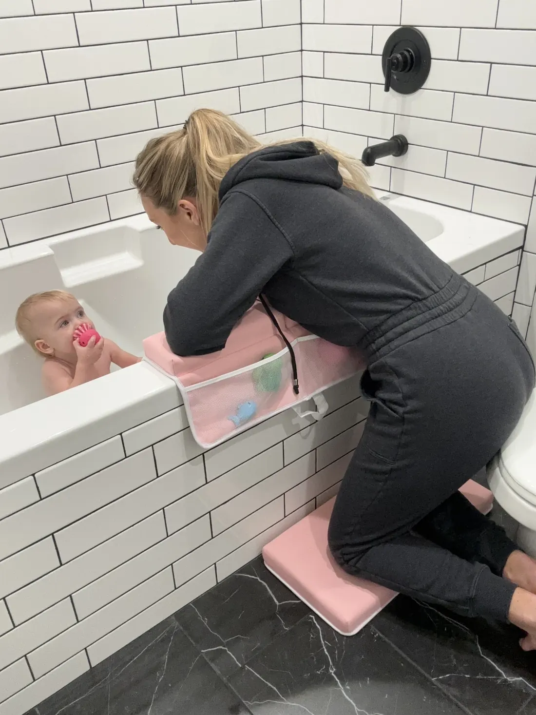 FluffyTub bath kneeler and elbow rest pad in Blush Pink